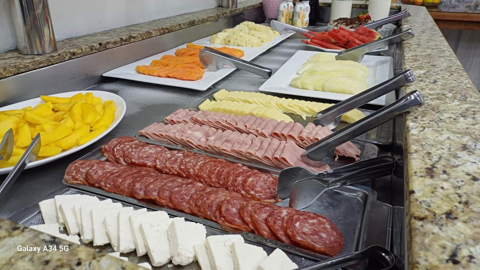 Goldmen Business Criciuma Hotel 3*